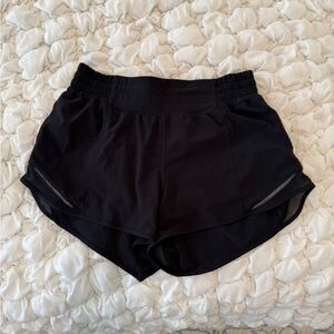 Lululemon Women’s Black Shorts Size 6